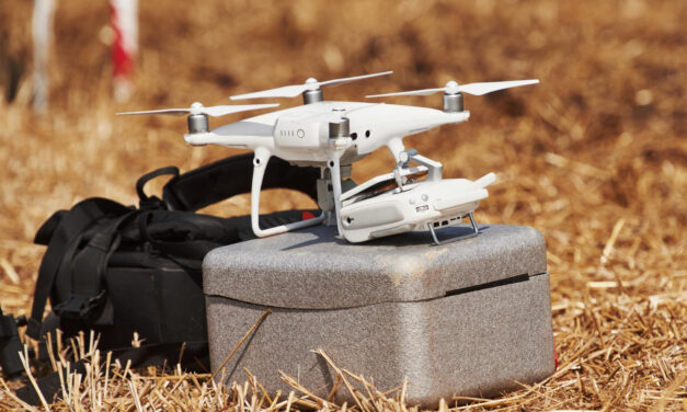 Co grozi za latanie dronem bez licencji?