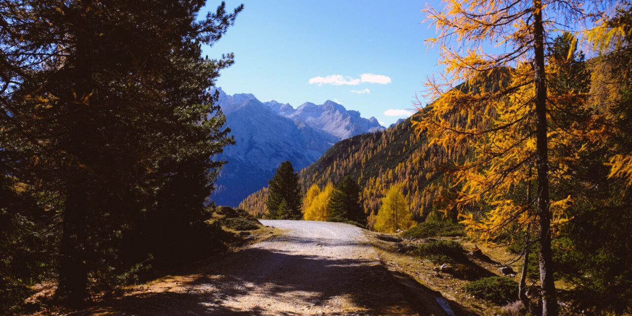 Złota Polska jesień w Tatrach – idealne miejsca na zdjęcia