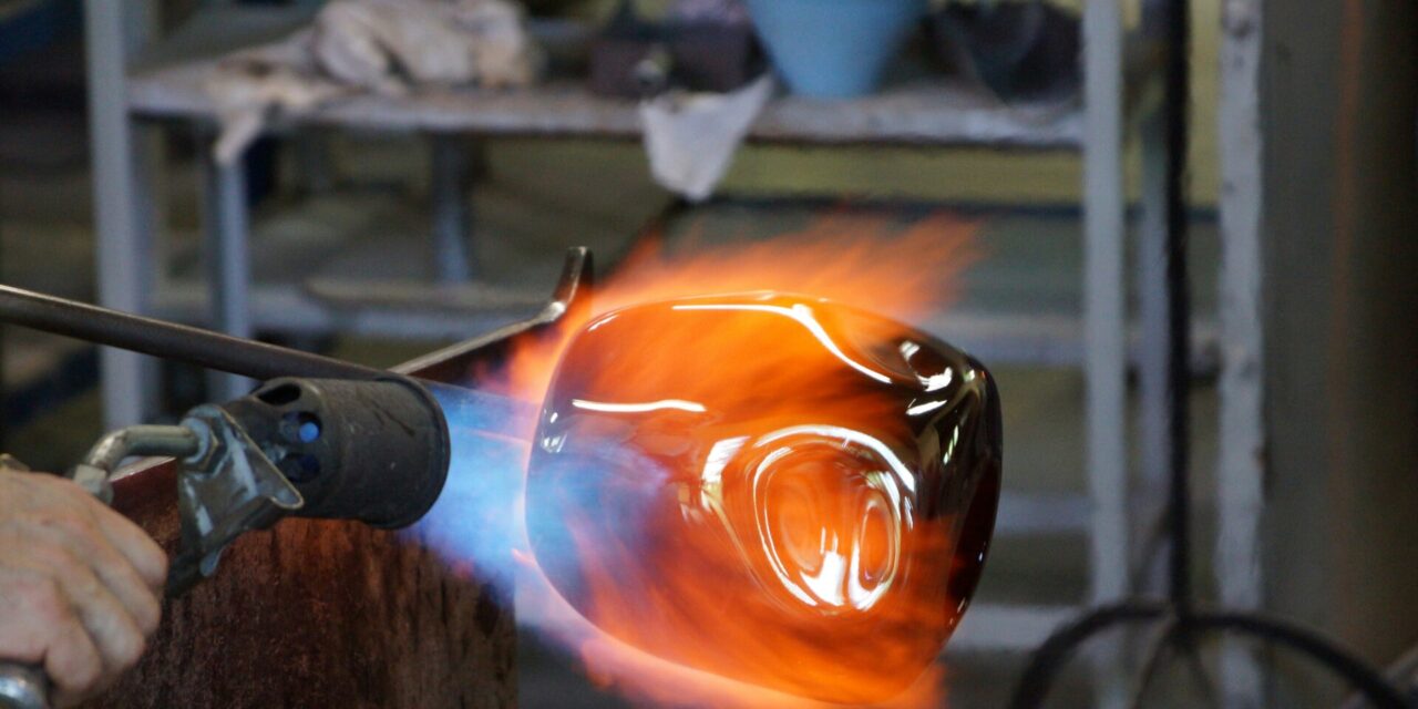 Czy znasz tajemnice karkonoskiego rzemiosła? Szlak, który warto odkryć.