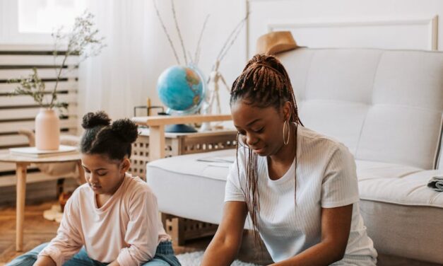 Jak spakować dziecko na kolonię? Lista, którą warto wydrukować i przykleić na lodówce